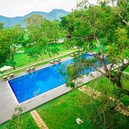 Grand Tamarind Lake Kataragama Exterior foto